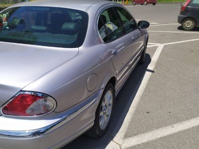 Jaguar X-type