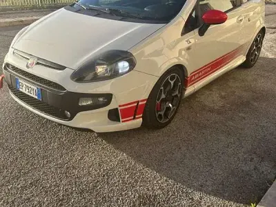 Usata Abarth Punto Evo 163 CV (119 kW) 2013 Utilitaria