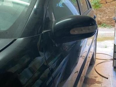 Usata Mercedes C220 125 CV (91 kW) 2002 Nero Berlina