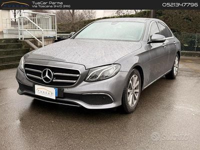 Usata Mercedes E220 Business 194 CV (142 kW) 2018 Grigio Berlina