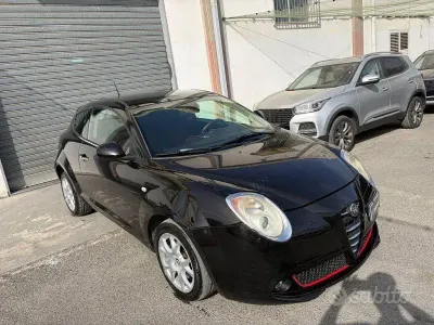 Usata Alfa Romeo MiTo Distinctive 120 CV (88 kW) 2011 Nero Utilitaria