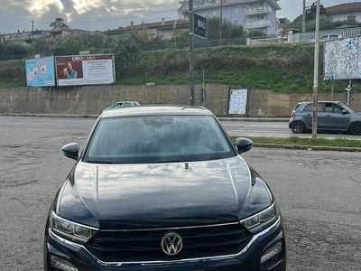 Usata VW T-Roc 116 CV (85 kW) 2019 Nero SUV