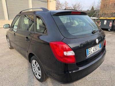 Nero Usata 2010 Skoda Fabia Station wagon | 2250 € (Buon prezzo)