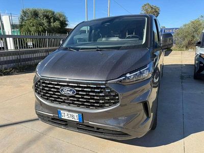 Usata Ford Tourneo Custom Titanium 136 CV (100 kW) 2024 Grey matter Furgone