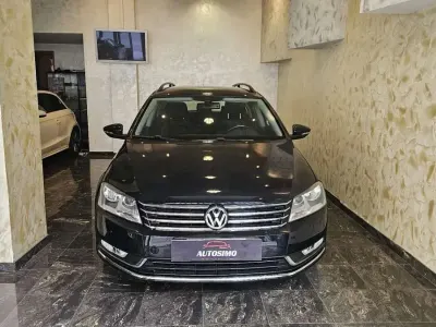 Usata VW Passat Comfortline 140 CV (102 kW) 2014 Other Station wagon