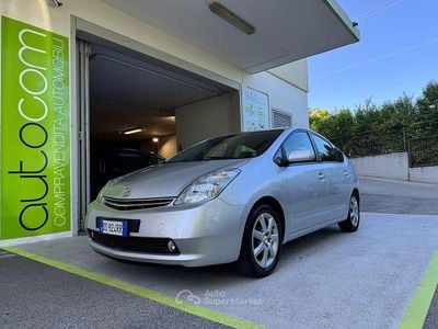 Usata Toyota Prius 77 CV (56 kW) 2009 Argento Utilitaria