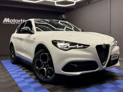 Usata Alfa Romeo Stelvio Veloce 209 CV (153 kW) 2024 Bianco SUV