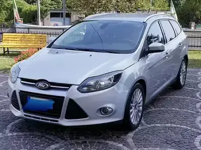Usata Ford Focus 115 CV (84 kW) 2012 Station wagon