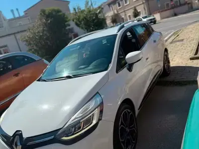 Usata Renault Clio 90 CV (66 kW) 2017 Bianco Station wagon