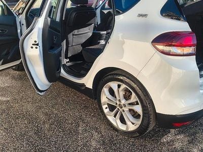 Usata Renault Scénic IV 110 CV (80 kW) 2018 Bianco Monovolume