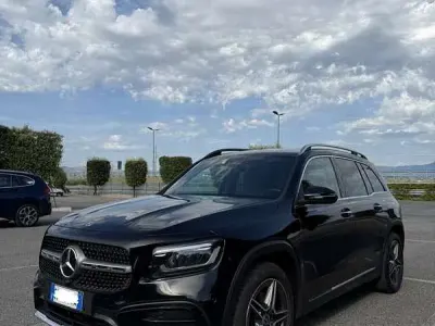 Usata Mercedes GLB200 AMG Line Premium Plus 163 CV (119 kW) 2025 Nero SUV