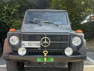 Usata Mercedes G300 88 CV (64 kW) 1986 Grigio SUV