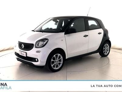 Usata Smart ForFour 71 CV (52 kW) 2019 Bianco tetto nero Utilitaria