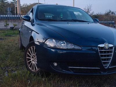 Usata Alfa Romeo 147 116 CV (85 kW) 2007 Blu Utilitaria