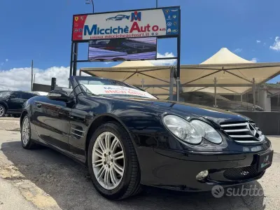 Usata Mercedes SL350 245 CV (180 kW) 2003 Nero Cabrio