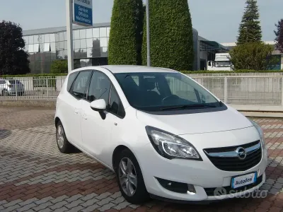 Usata Opel Meriva 120 CV (88 kW) 2016 Bianco Monovolume