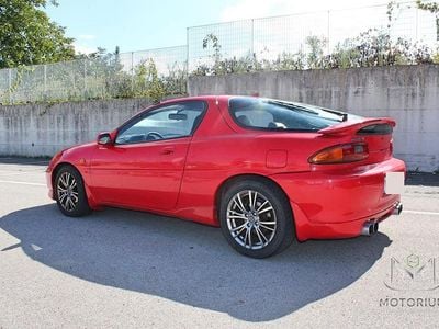 Usata Mazda MX3 133 CV (97 kW) 1992 Marrone Coupé
