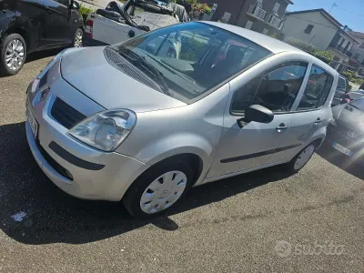 Usata Renault Modus 2007 Grigio Monovolume