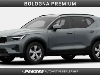 Nuova Volvo XC40 Core 163 CV (119 kW) 2026 Grigio SUV