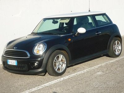 Usata Mini ONE 75 CV (55 kW) 2011 Nero Utilitaria