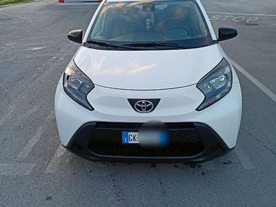 Usata Toyota Aygo X Active 72 CV (52 kW) 2022 Bianco SUV