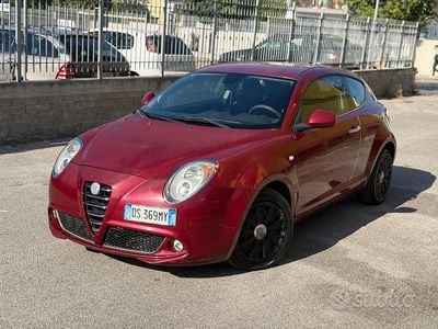 Begagnad Alfa Romeo MiTo Distinctive 120 HK (88 kW) 2008 Röd Halvkombi