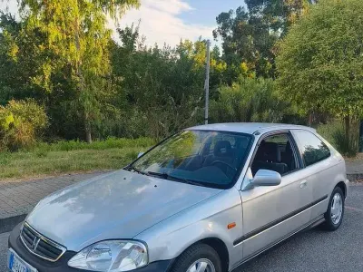 Usata Honda Civic 90 CV (66 kW) 1999 Grigio Berlina
