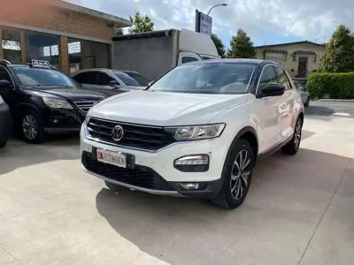 Usata VW T-Roc Style 116 CV (85 kW) 2018 Bianco SUV