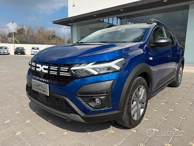 Usata Dacia Sandero Comfort 101 CV (74 kW) 2023 Blu Berlina