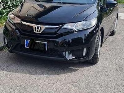 Usata Honda Jazz Trend 102 CV (75 kW) 2016 Nero Utilitaria