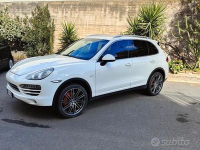Usata Porsche Cayenne 2011 Bianco SUV