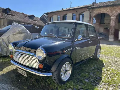 Usata Rover Mini 44 CV (32 kW) 1989 Nero Berlina