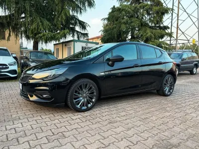 Usata Opel Astra GS Line 131 CV (96 kW) 2020 Nero Berlina