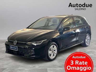 Usata VW Golf VIII Life 116 CV (85 kW) 2025 Grenadill black metallizzato Berlina