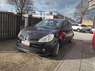 Usata Renault Clio II 75 CV (55 kW) 2008 Nero Berlina