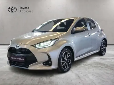 Usata Toyota Yaris Hybrid Trend 116 CV (85 kW) 2022 Argento Berlina