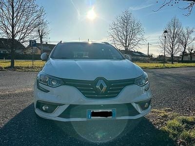 Usata Renault Mégane GrandTour Zen 110 CV (80 kW) 2017 Bianco Station wagon