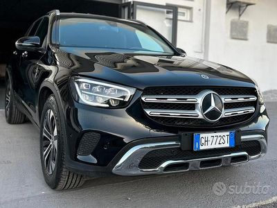 Usata Mercedes GLC200 Business 163 CV (119 kW) 2022 Nero SUV