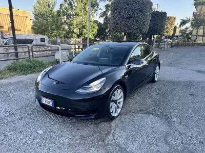 Usata Tesla Model 3 Standard Range 100 kW (136 CV) 2019 Nero Berlina