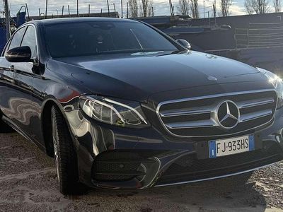 Usata Mercedes E220 AMG line 194 CV (142 kW) 2017 Nero Berlina