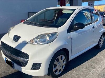 usata Peugeot 107 1.0 68 CV 3p. Active