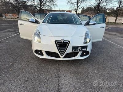 Usata Alfa Romeo Giulietta Exclusive 140 CV (102 kW) 2013 Bianco Utilitaria