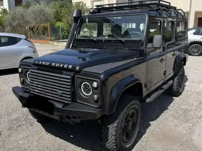 Usata Land Rover Defender SE 122 CV (89 kW) 2009 Station wagon