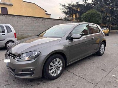 Grigio Usata 2015 VW Golf VII Utilitaria | 10.800 € (Buon prezzo)