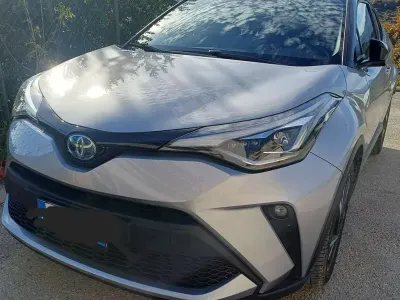 Usata Toyota C-HR