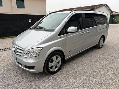 Usata Mercedes Viano 224 CV (164 kW) 2014 Grigio Monovolume