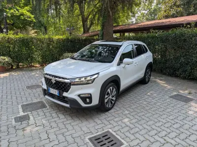 Usata Suzuki SX4 S-Cross 102 CV (75 kW) 2024 Bianco santorini SUV