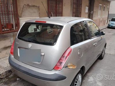 Usata Lancia Ypsilon 2004 Grigio Utilitaria