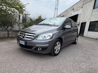 Occasion Mercedes B180 Premium 109 PK (80 kW) 2010 Grijs MPV