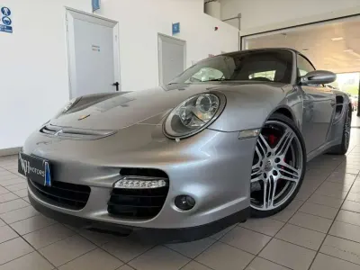 Usata Porsche 997 Turbo Sport 480 CV (353 kW) 2008 Argento Cabrio